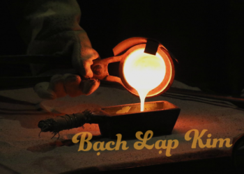 menh-bach-lap-kim-vang-trong-nen