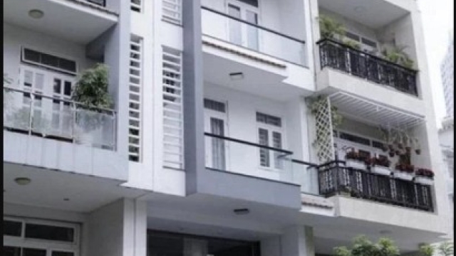 TRƯỜNG GIANG- TRẤN THÀNH LẦN ĐẦU "KHOE" NHÀ, BÊN 8 BÊN 10, SANG CHẢNH THẬT 1 TRƯỜNG GIANG- TRẤN THÀNH LẦN ĐẦU “KHOE” NHÀ, BÊN 8 BÊN 10, SANG CHẢNH THẬT